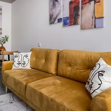 Apartment Stylish Loft In